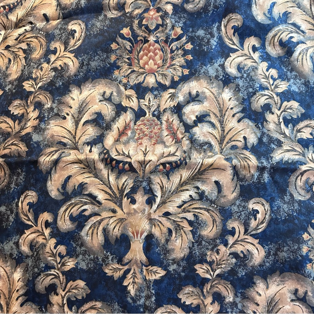 FABRIC REMNANT - Dasmask